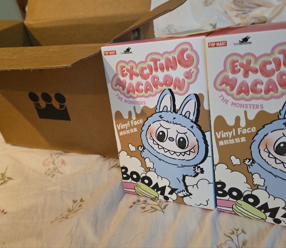 2 Sealed Labubu Exciting Macaron Series (Lychee Berry & Soy Milk) - Picture 2 of 5